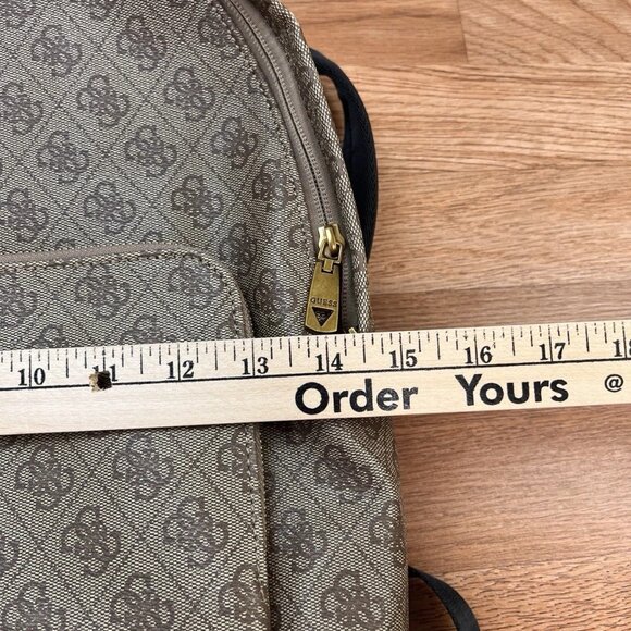 Guess Men's Vezzola Logo Backpack Beige with Dustbag NEW - Picture 9 of 11